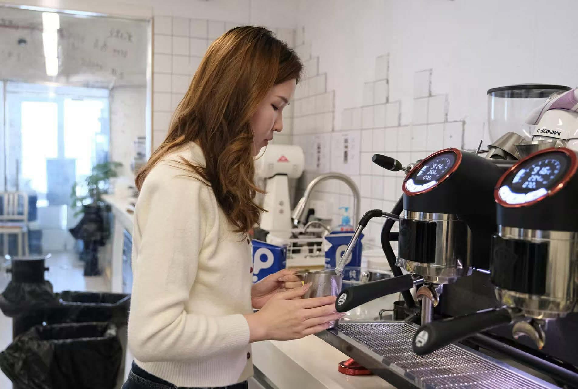 Jin Fei - Founder of Kaffei Nest